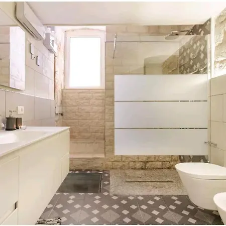 Holiday home La Dimora Del Re Luxury Con Jacuzzi *