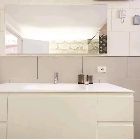 La Dimora Del Re Luxury Con Jacuzzi Holiday home